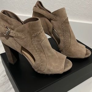 Vince camuto booties